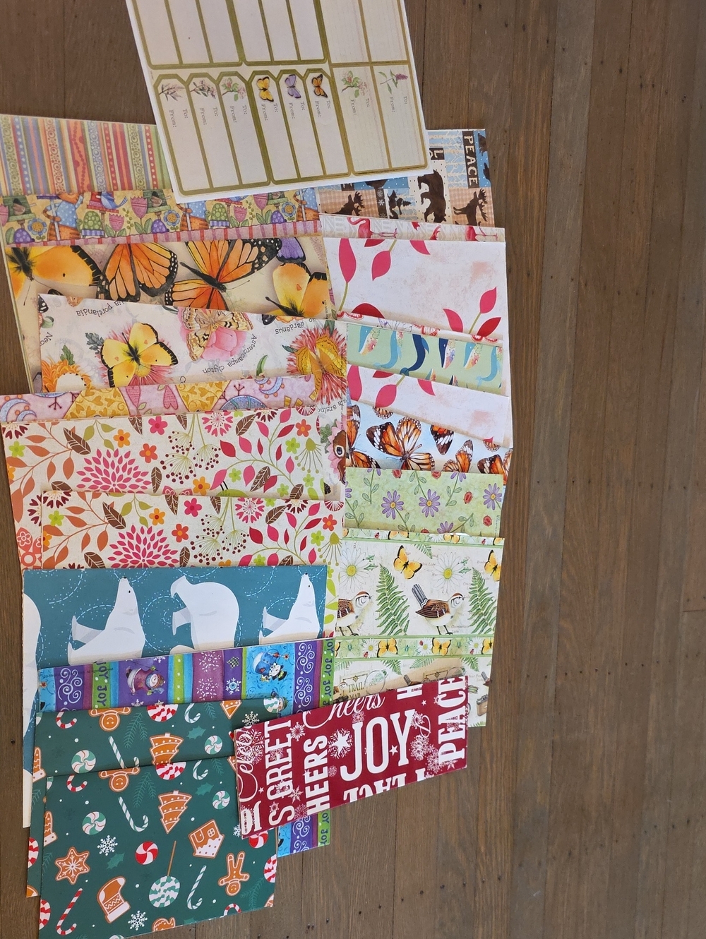 Assorted Sheets Of Wrapping Paper- 21 Sheets